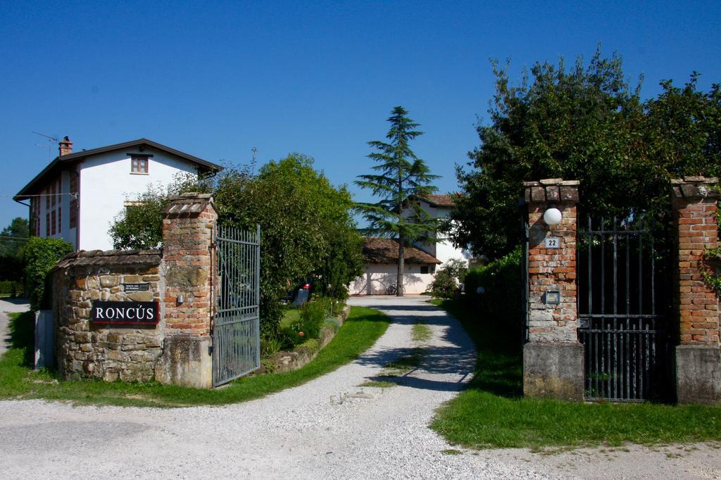 Casa Griunit Capriva del Friuli Exterior foto